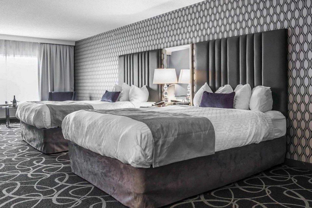 Park Manor Hotel Clifton Park Eksteriør bilde A typical room at the Hilton Garden Inn