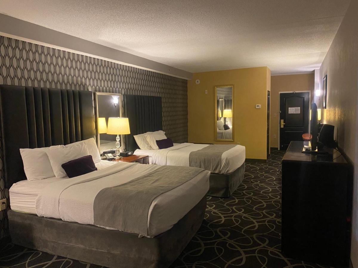 Park Manor Hotel Clifton Park Eksteriør bilde A room at the Hilton Garden Inn in San Francisco