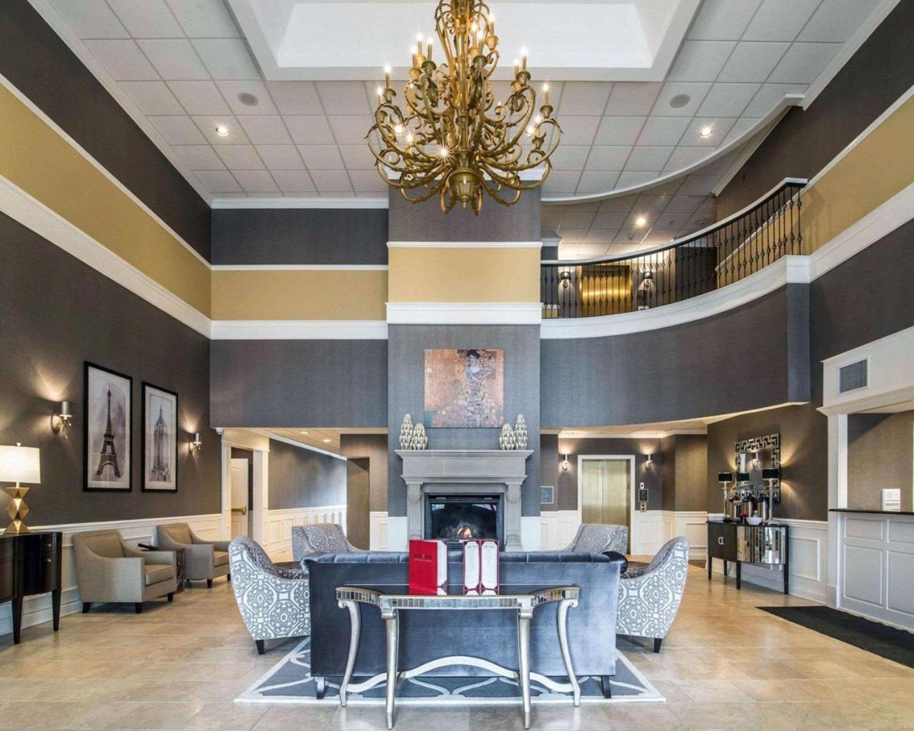 Park Manor Hotel Clifton Park Eksteriør bilde The lobby of the hotel